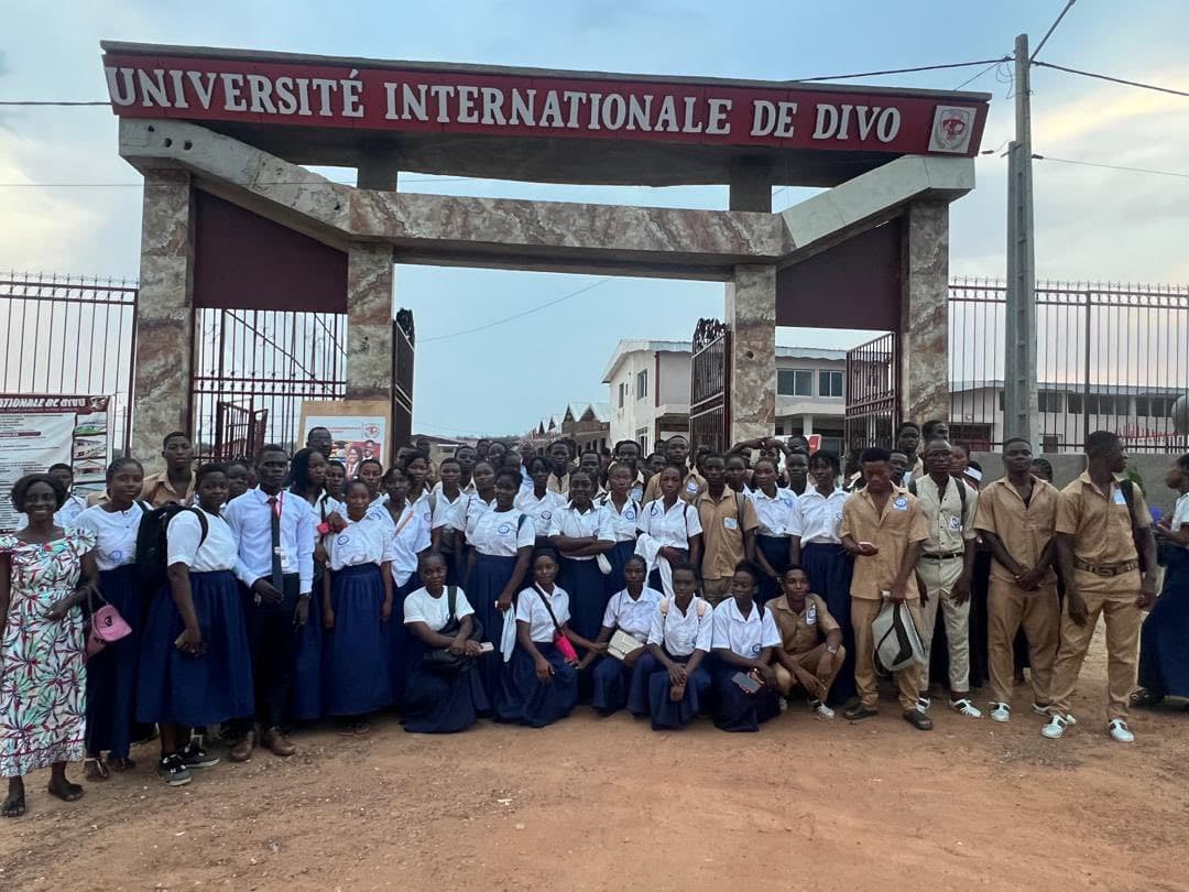 Visite du Collège Akonda de Divo